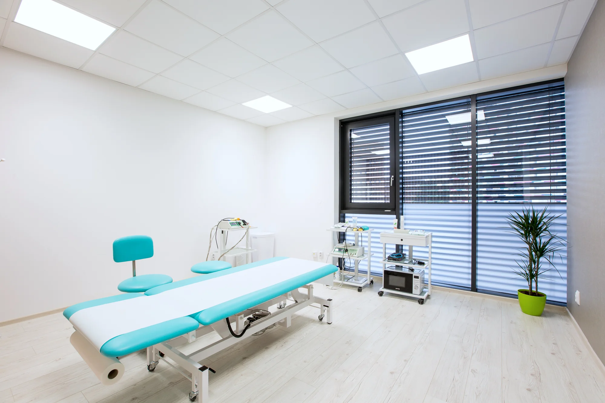 Vstupná konzultácia a fyzioterapeutické procedúry na mieru – Obrázok 4