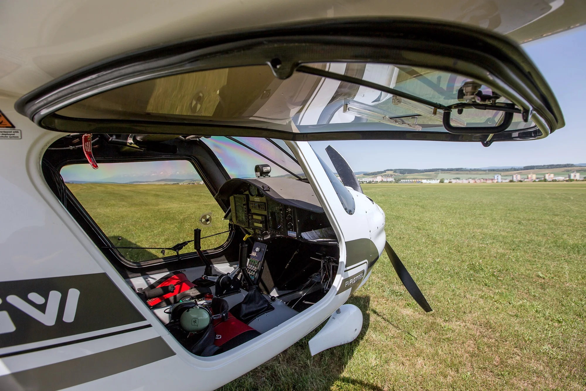 Preleťte sa ponad Spiš lietadlom PIPISTREL VIRUS SW 121 aj s možnosťou pilotovania – Obrázok 3