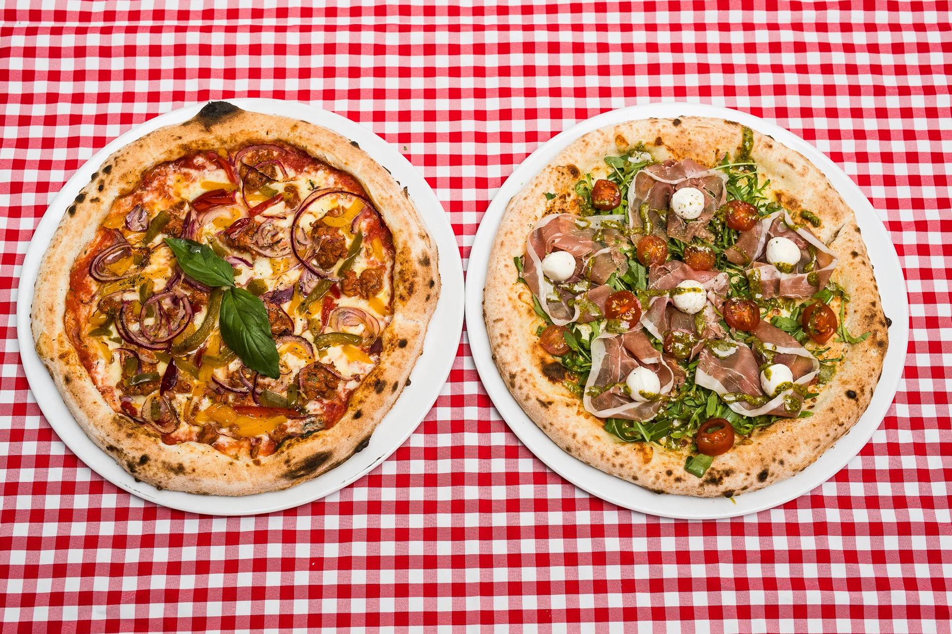 Talianska pizza pečená na dreve v pizzerii Originale: na výber 13 druhov – Obrázok 3