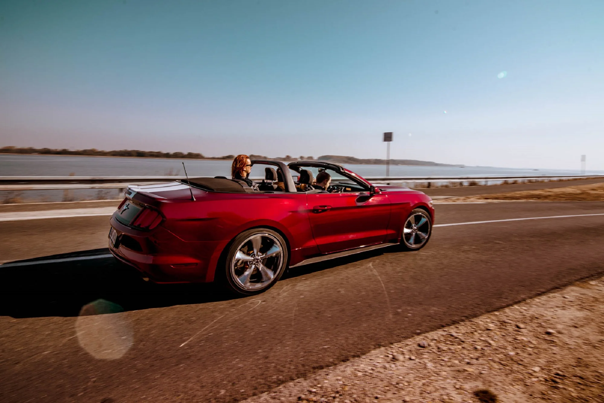 Sloboda za volantom najštýlovejšieho kabrioletu FORD MUSTANG na Slovensku: prenájom od 60 minút až na celý víkend! – Obrázok 6