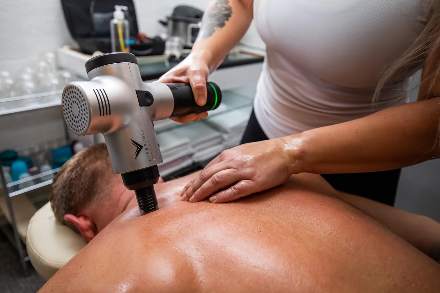 Masážna terapia s chiropraxiou, klasická či športová masáž v BeStrongGym – Obrázok 5