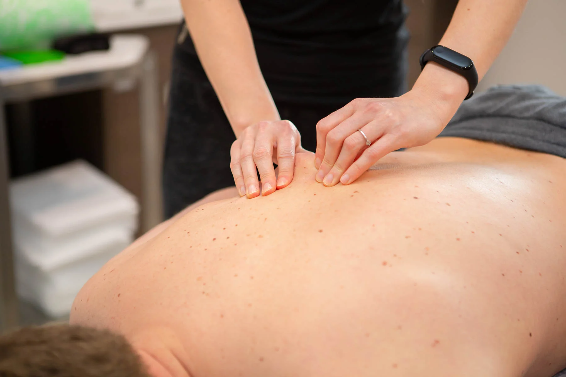 Masáže, fyzioterapia aj individuálne cvičenie pre ženy – Obrázok 2