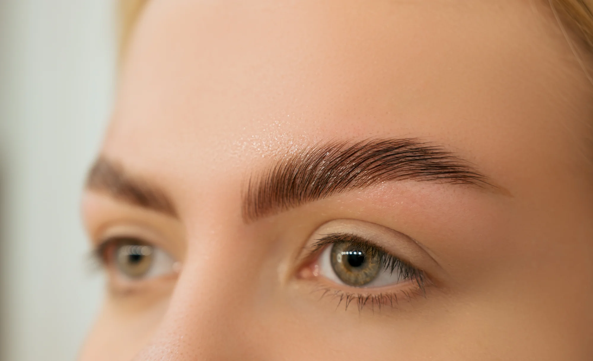 Botox mihalníc, laminácia či permanentný make-up pier alebo obočia – Obrázok 2
