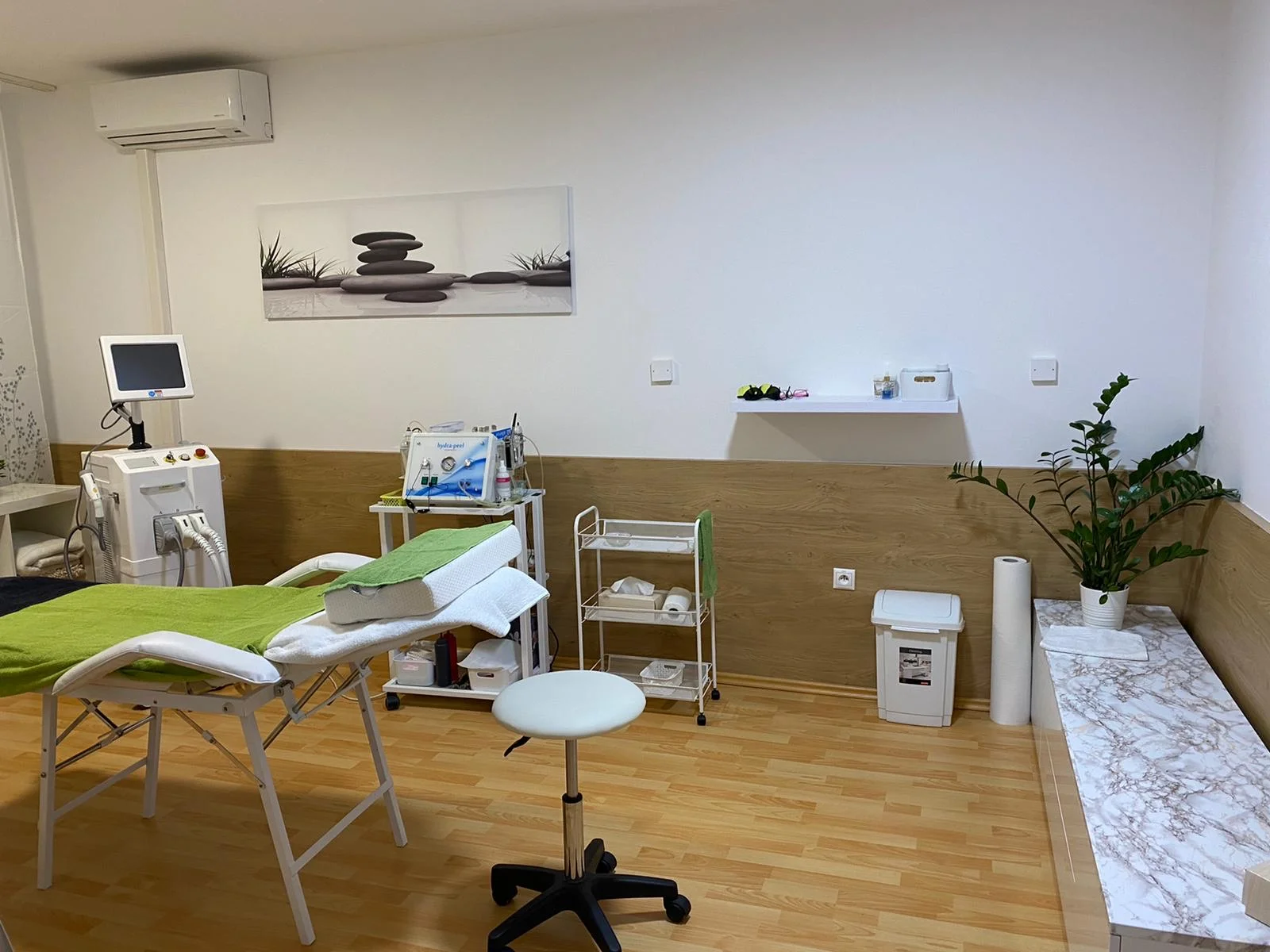 Trvalá epilácia chĺpkov IPL metódou s hĺbkovou rádiofrekvenciou – Obrázok 5