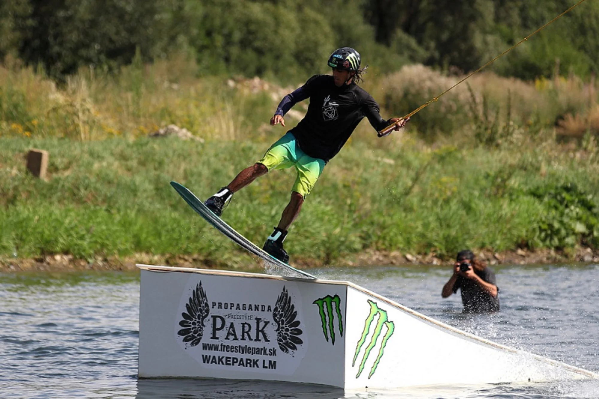 Adrenalínový WAKEBOARDING aj so zapožičaním vybavenia na Liptove! – Obrázok 2