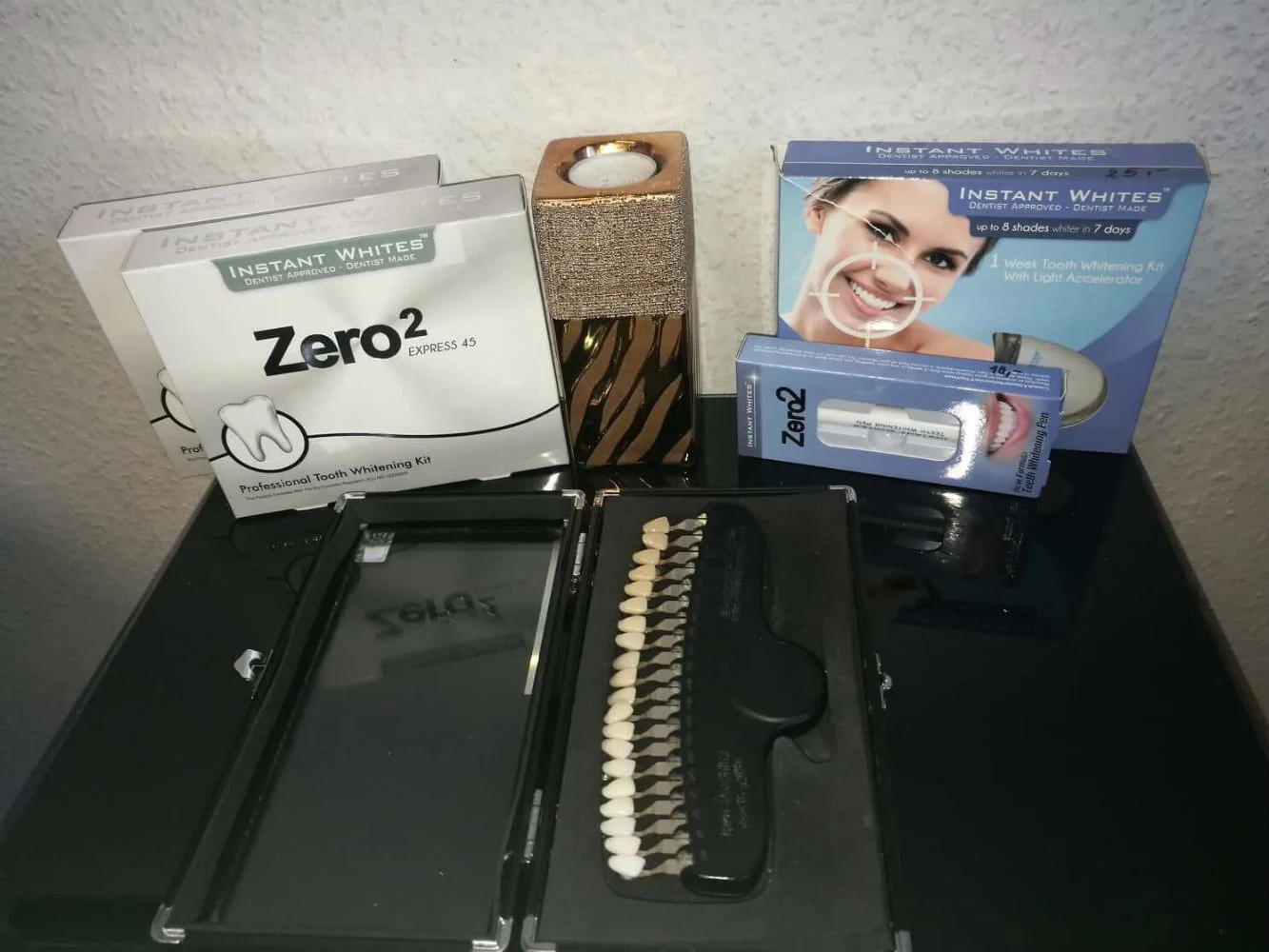 Žiarivo biely úsmev s laserovým bielením zubov – Obrázok 5