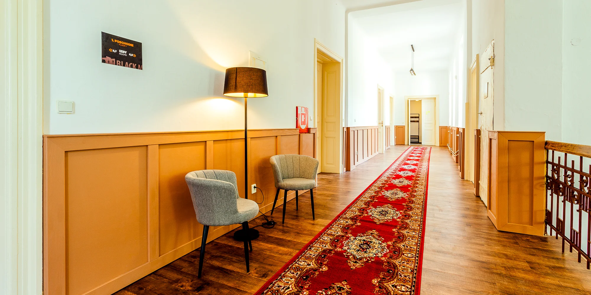 Elegantné novozrekonštruované izby a apartmány v pokojnej časti centra Banskej Štiavnice – Obrázok 6