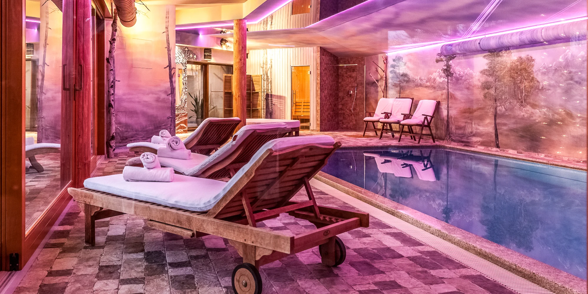 Mobilný domček v Tatranskej Lomici so súkromným wellness a polpenziou