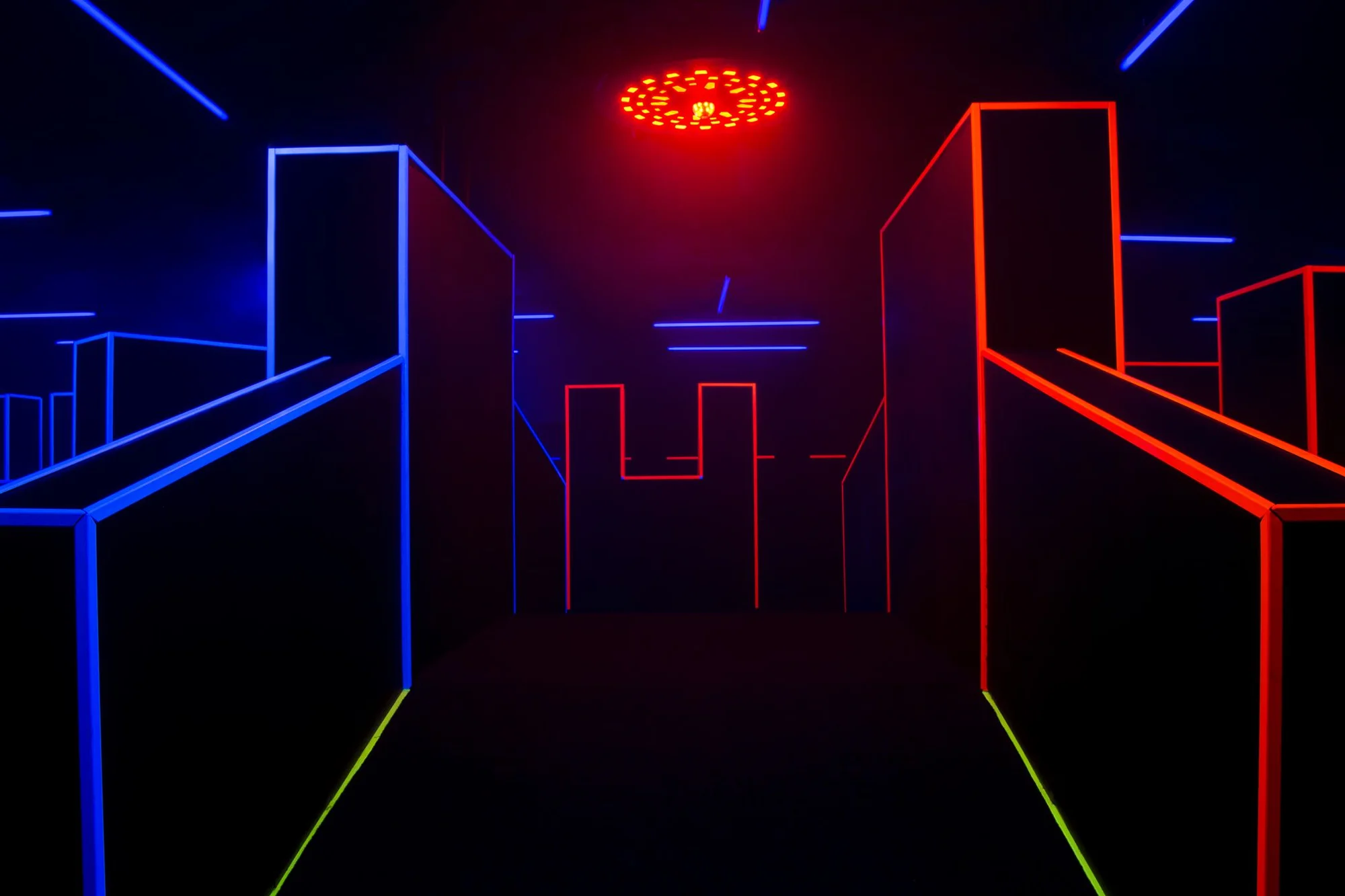 Zábava pre celú rodinu či partiu kamarátov v Laser Game Michalovce – Obrázok 2