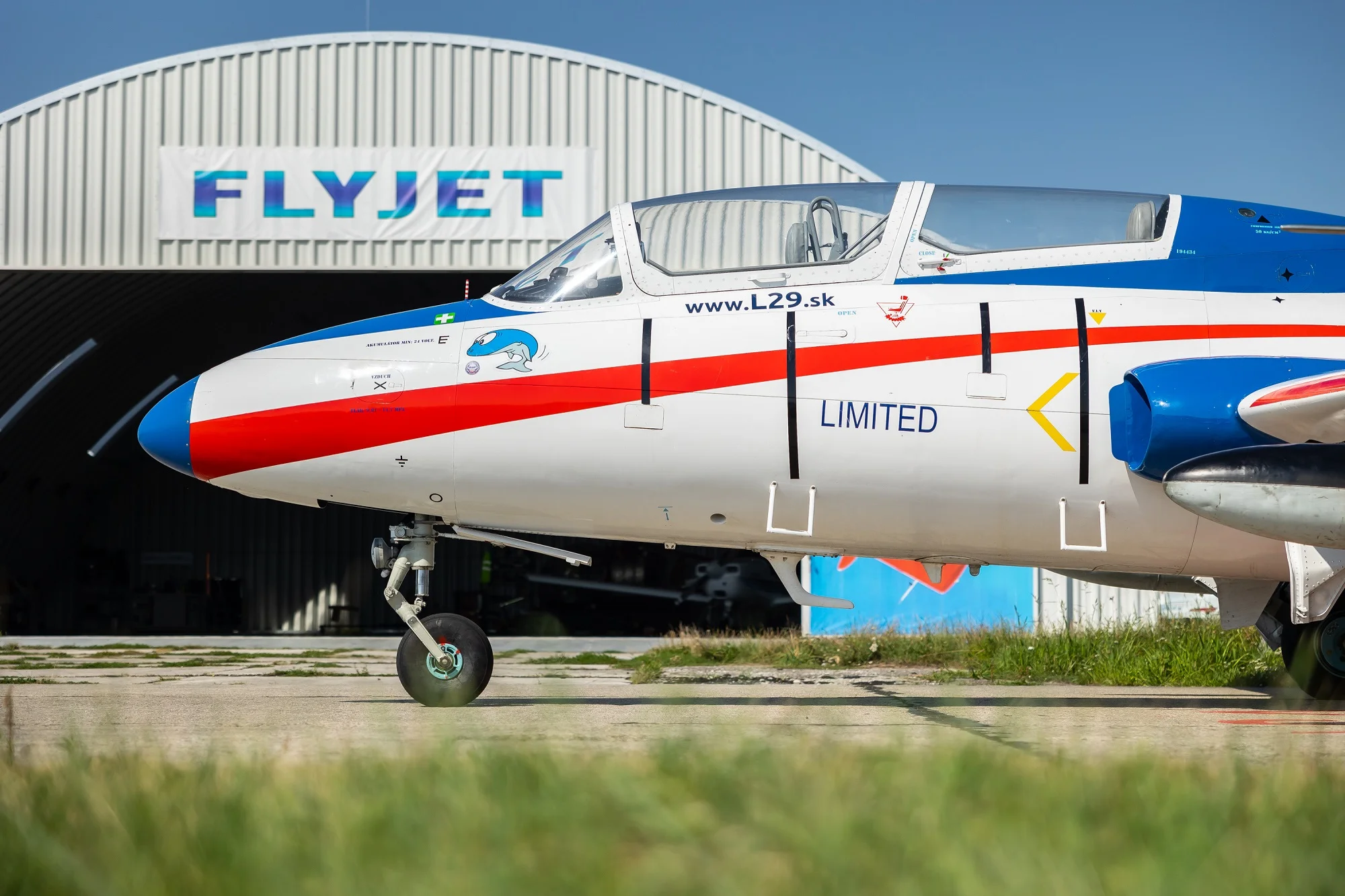 Adrenalínom nabitý let stíhačkou L-29 DELFÍN vrátane akrobacie vo vzduchu! – Obrázok 2