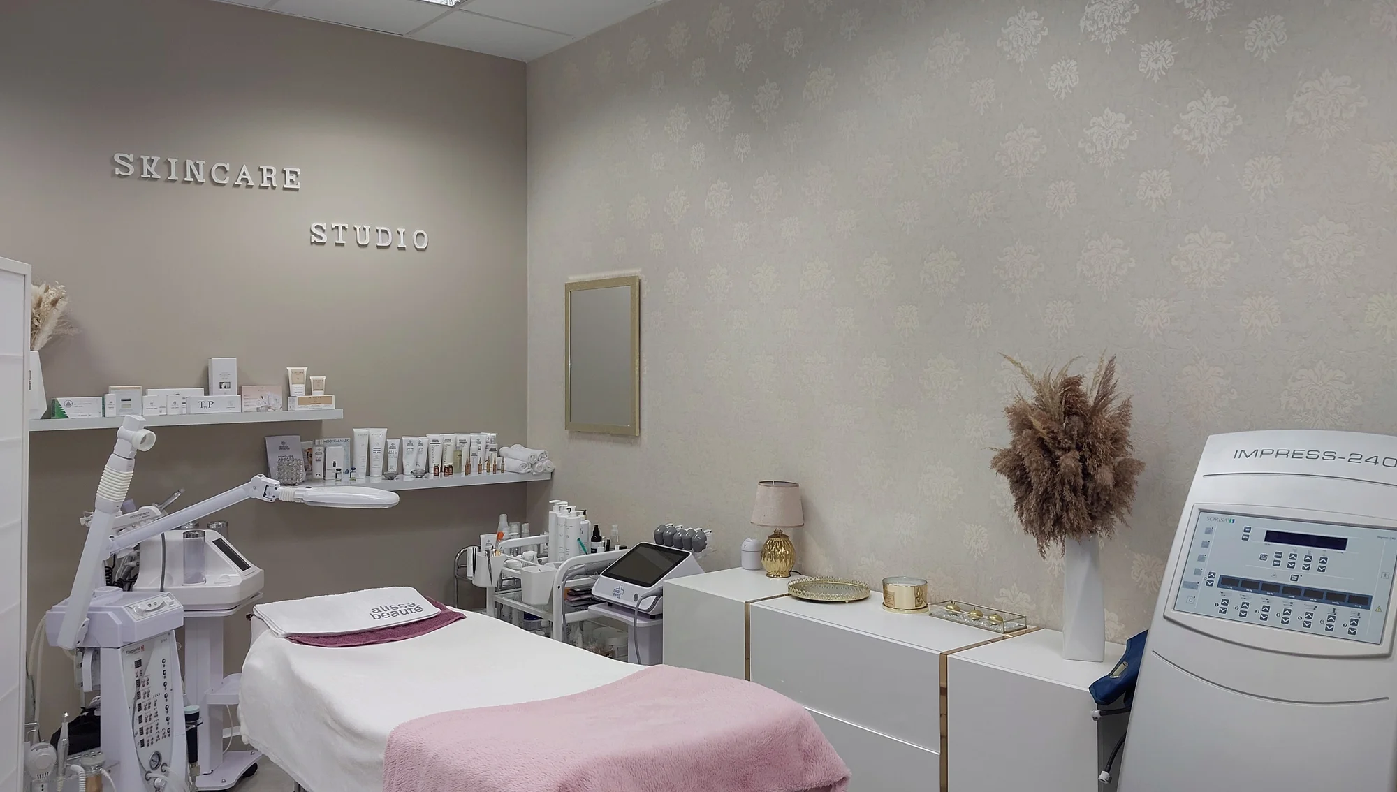 HIFU Ultherapy: Nechirurgický lifting čela, očného okolia, krku aj podbradku – Obrázok 5