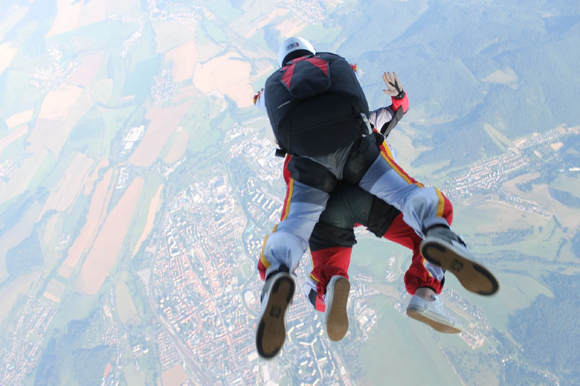 Nabite sa adrenalínom: tandemový alebo sólo zoskok z lietadla – Obrázok 3
