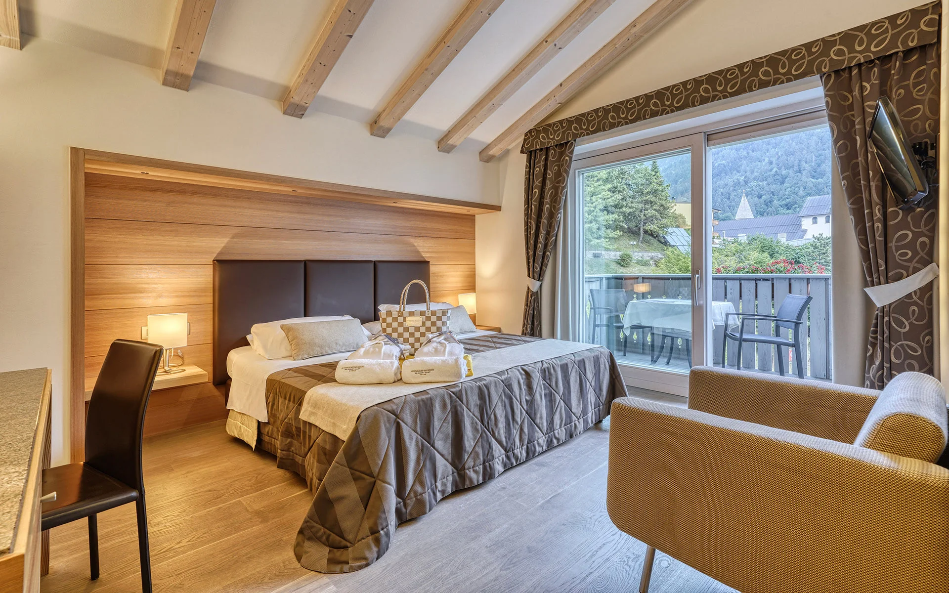 Parádny rezort v talianskych Dolomitoch: hotel v Molvene s raňajkami a neobmedzeným wellness – Obrázok 3
