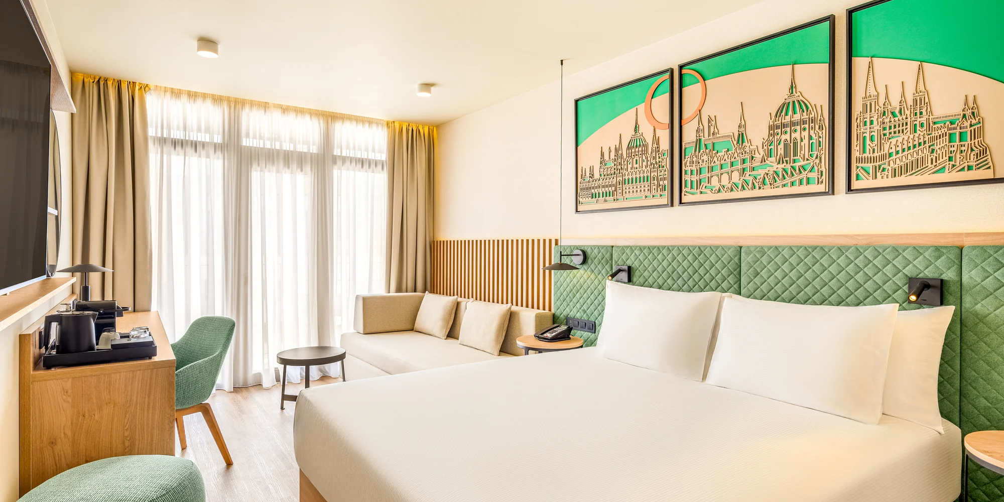 Štvorhviezdičkový hotel v centre Debrecínu: polpenzia aj drink v Sky Bare s panoramatickým výhľadom – Obrázok 2