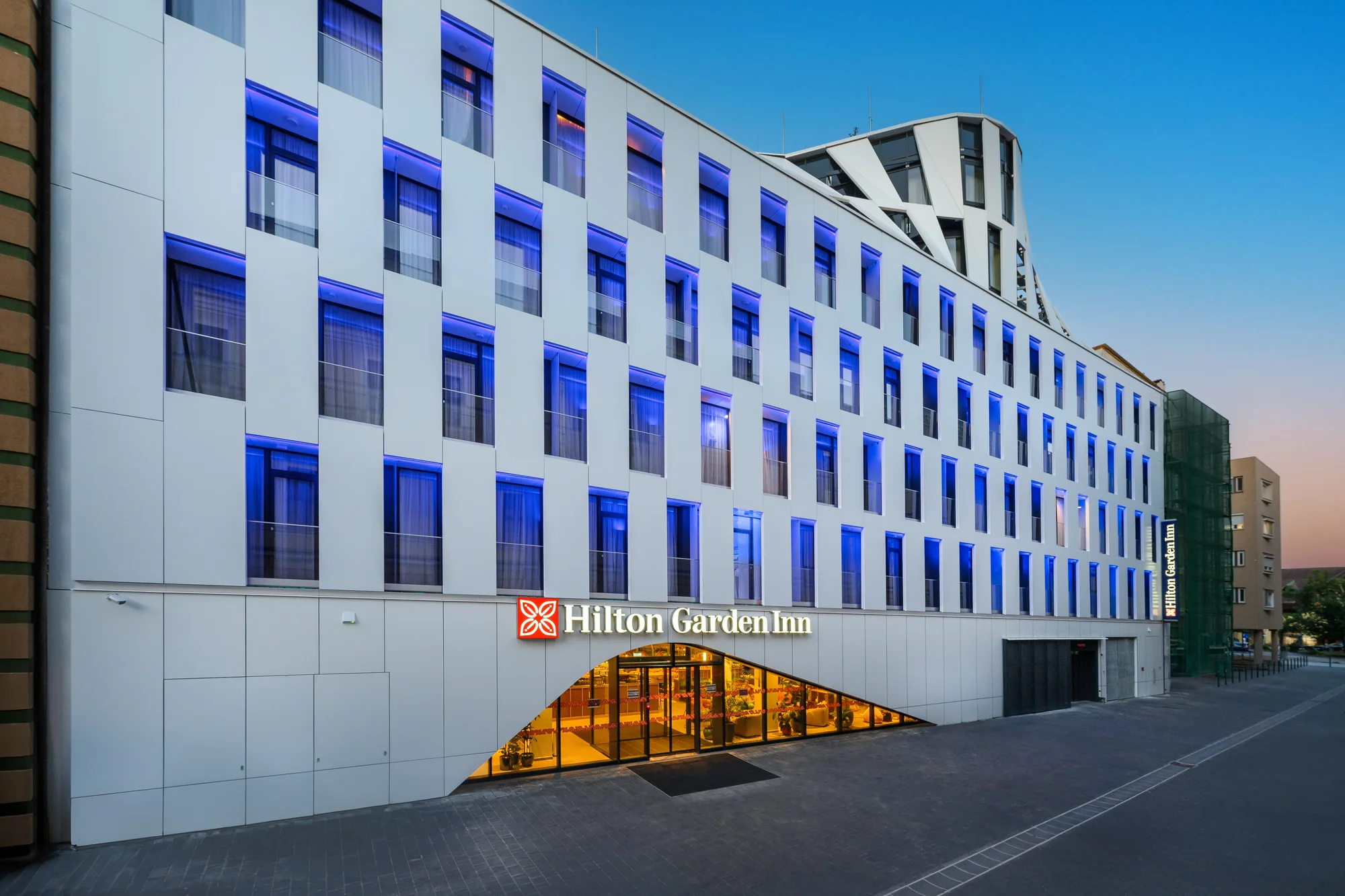 Štvorhviezdičkový hotel v centre Debrecínu: polpenzia aj drink v Sky Bare s panoramatickým výhľadom – Obrázok 5