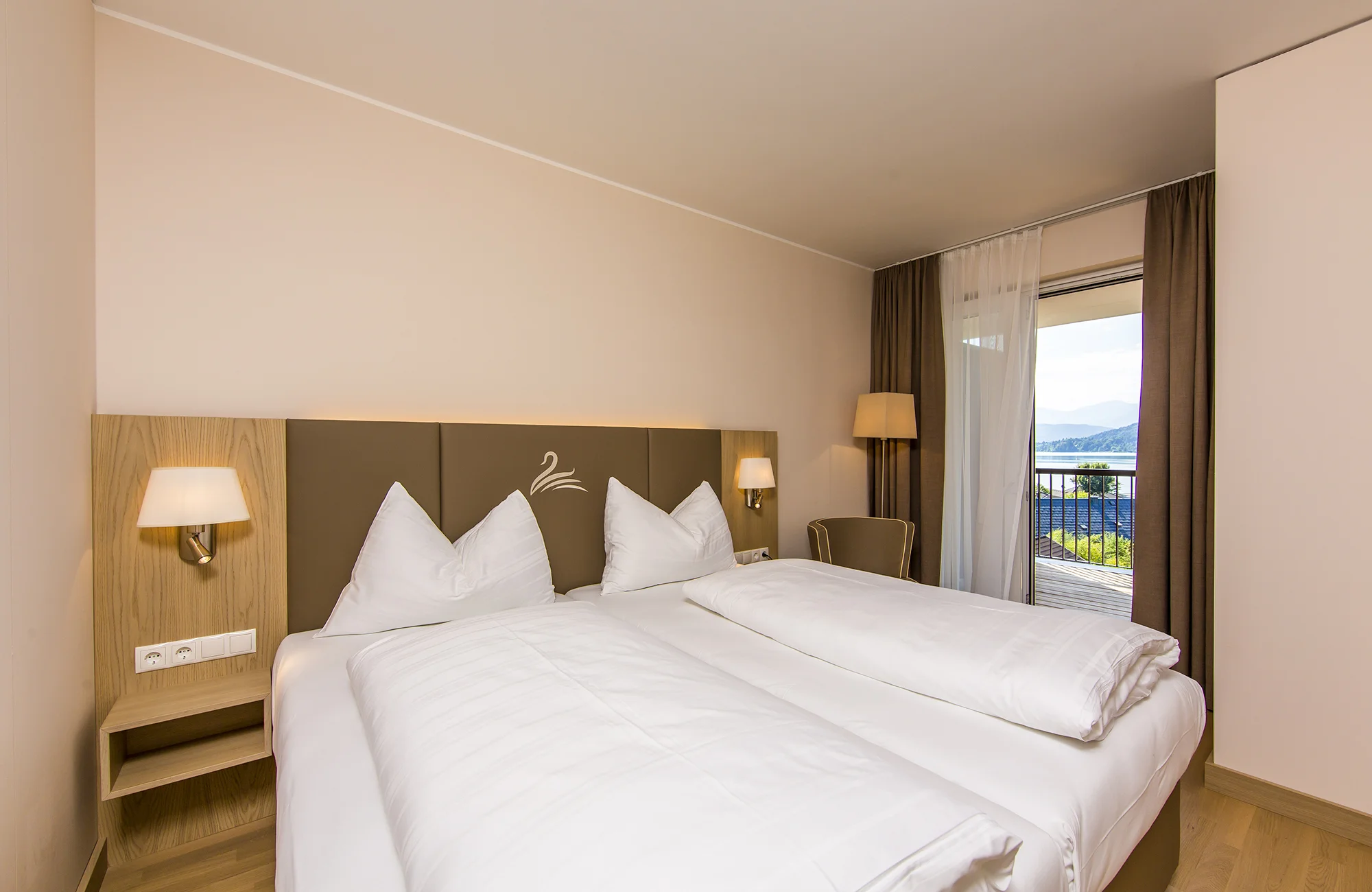 Moderné apartmány na brehu Wörthersee: súkromná pláž a karta výhod – Obrázok 3