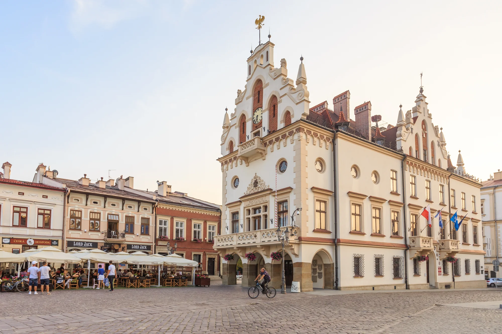 Pohodový pobyt v poľskom Rzeszówe: neobmedzený wellness, chutná strava aj varianty s romantickou večerou – Obrázok 4