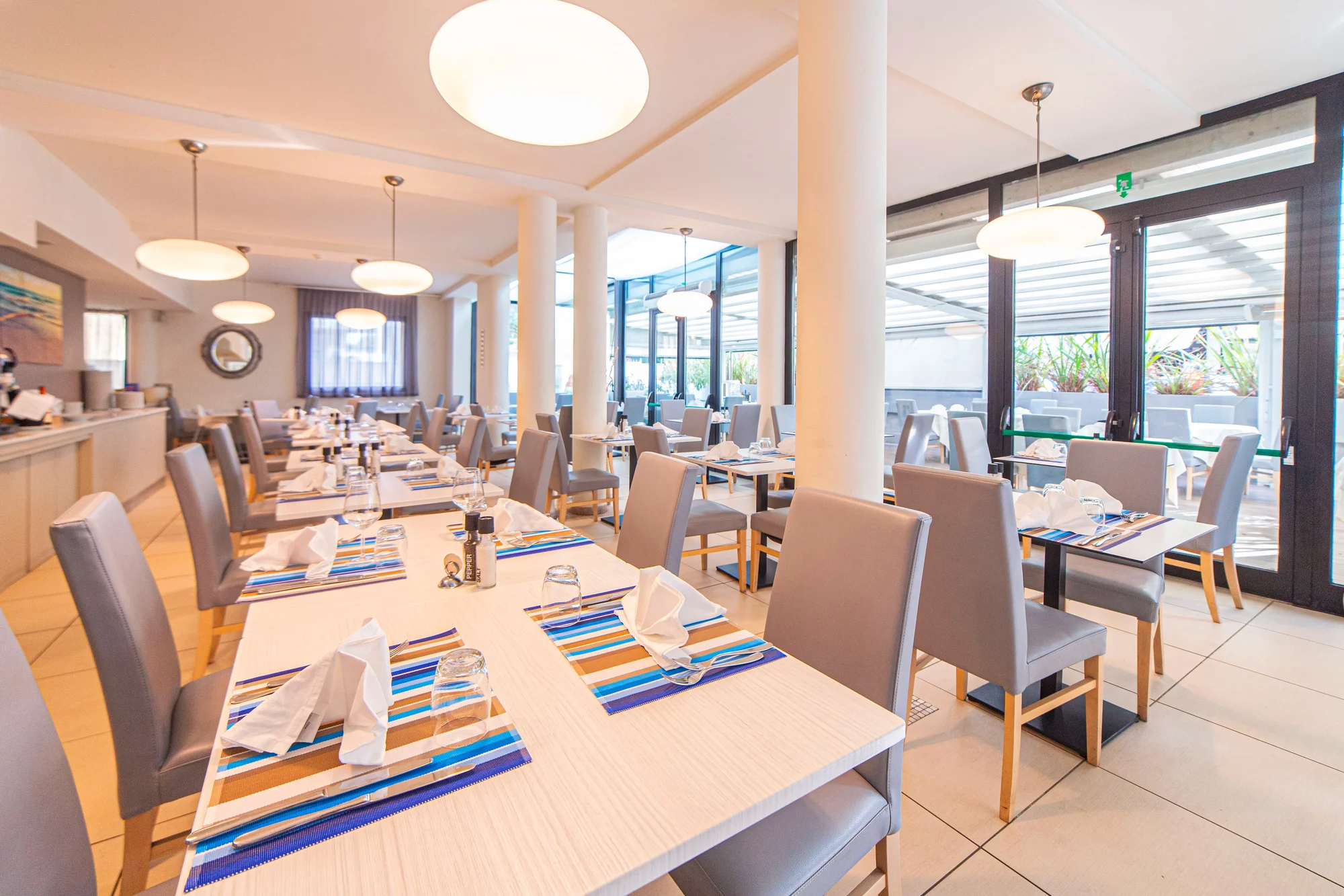 Relax v Rimini: hotel priamo pri pláži, raňajky, polpenzia alebo plná penzia, bazén aj wellness – Obrázok 3