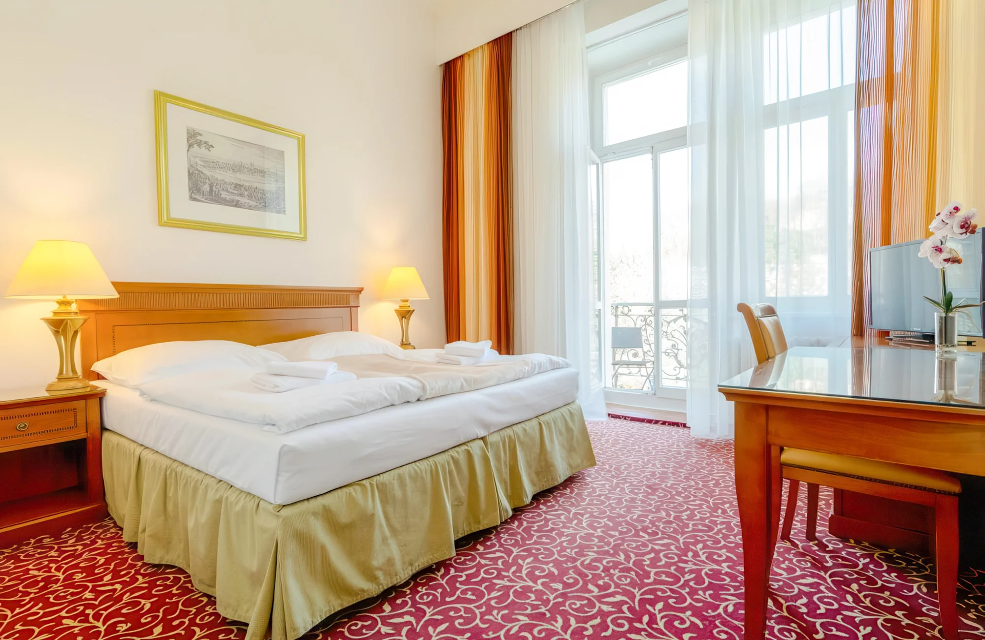 Hotel v centre Karlových Varov: jedlo a wellness, možnosť masáže aj soľnej jaskyne – Obrázok 5