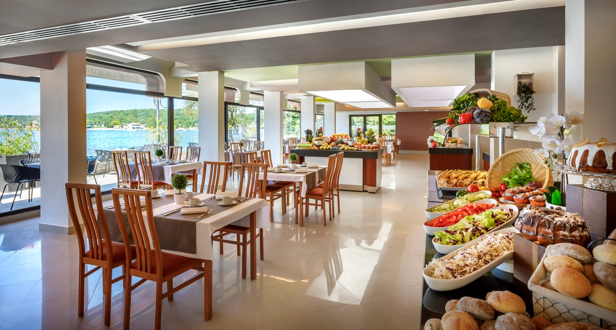 Dovolenka na chorvátskom Krku: 3* hotel pri pláži, raňajky aj polpenzia plus, animácie – Obrázok 2