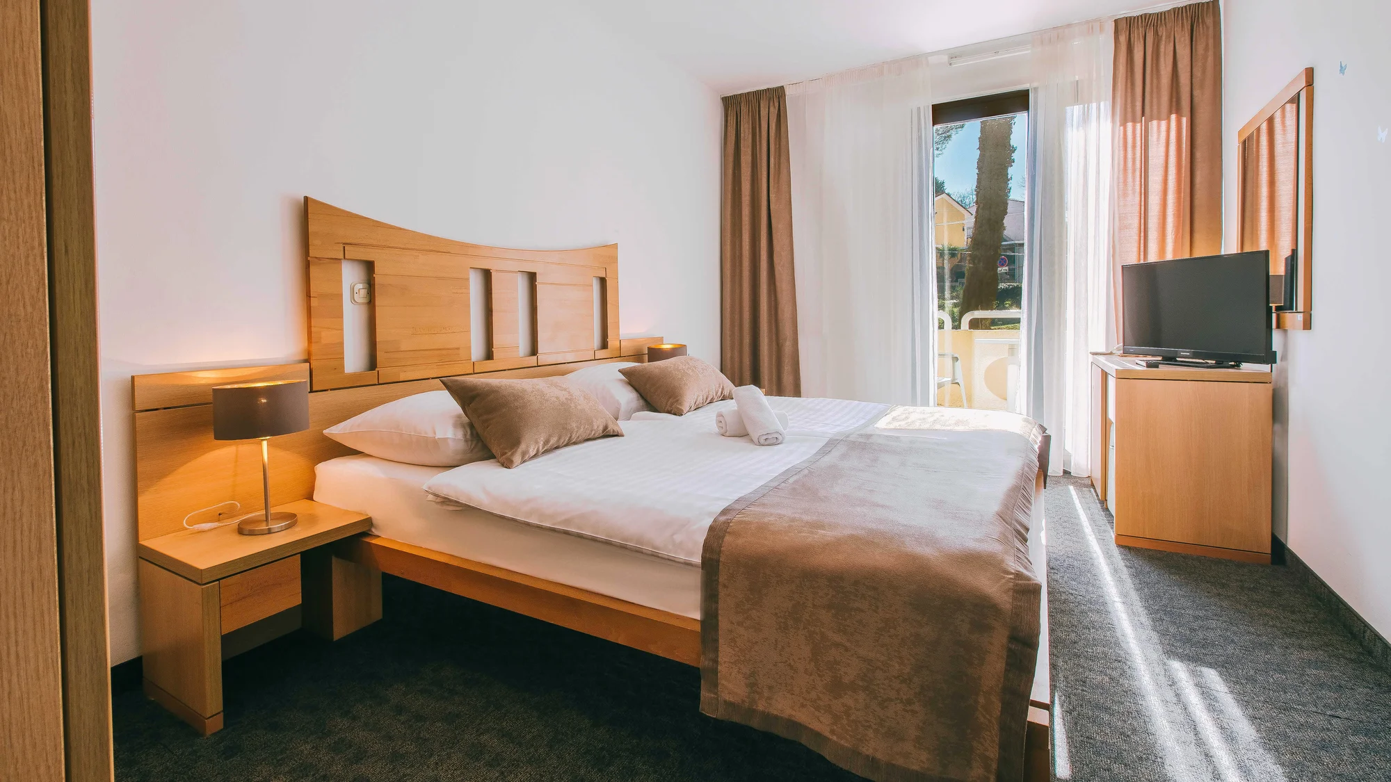 Dovolenka na chorvátskom Krku: 3* hotel pri pláži, raňajky aj polpenzia plus, animácie – Obrázok 3