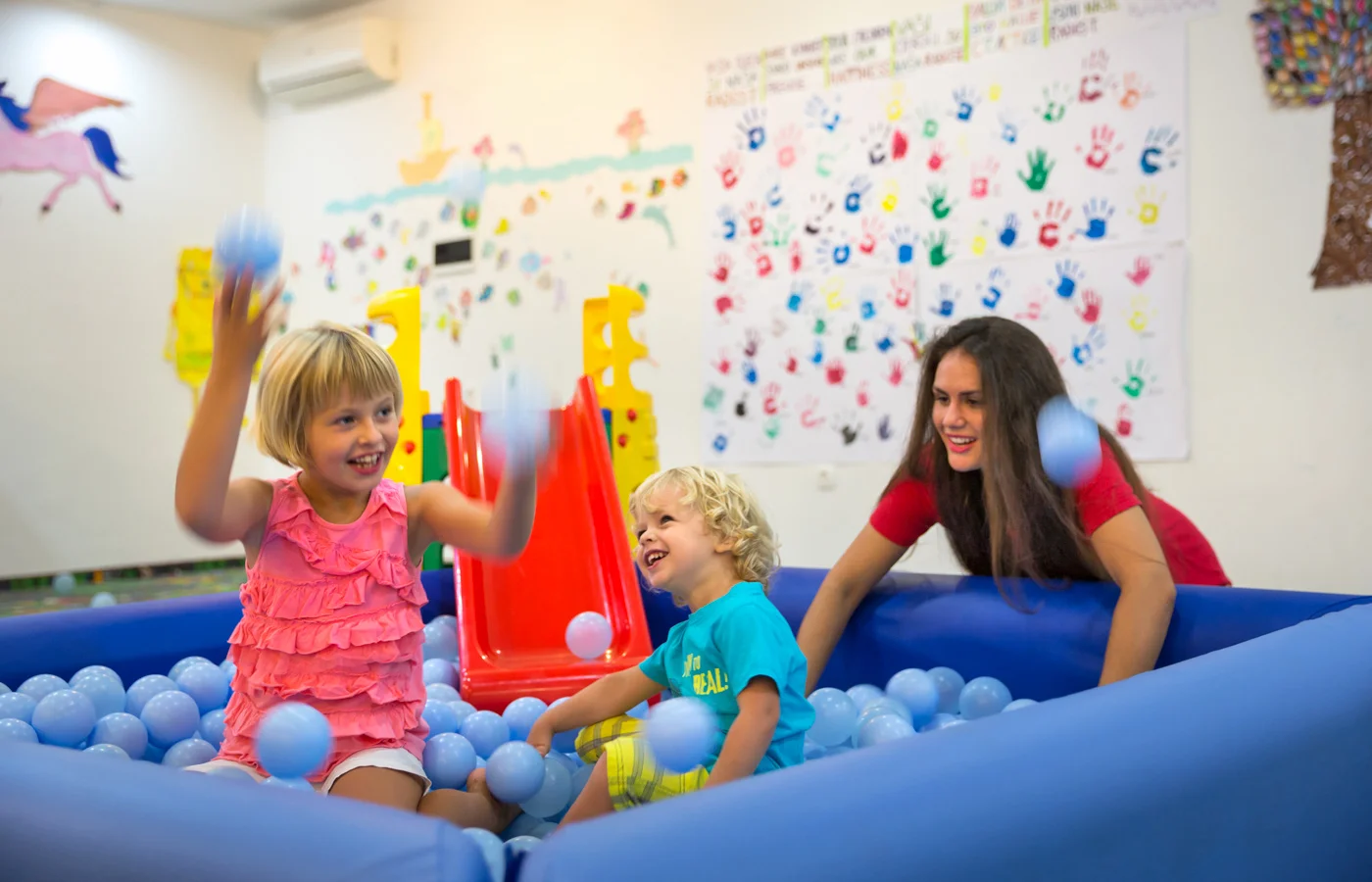 Dovolenka na chorvátskom Krku: 3* hotel pri pláži, raňajky aj polpenzia plus, animácie – Obrázok 4