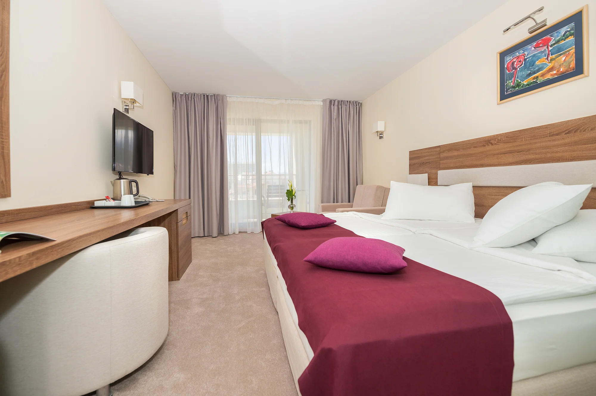 Letovisko Makarská: 4* hotel pri pláži s raňajkami alebo polpenziou, wellness aj bazénom – Obrázok 2