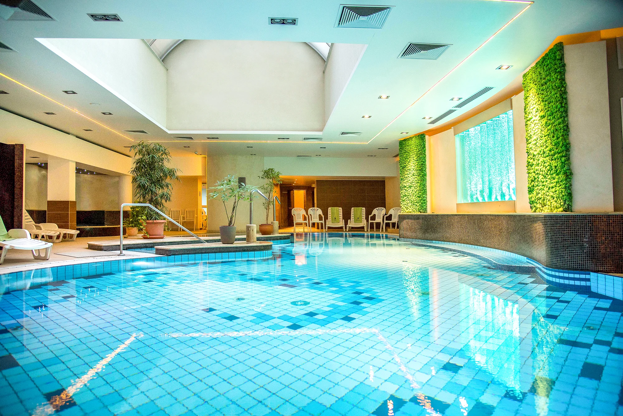 Pobyt v maďarskom Hévíze kúsok od Balatonu: polpenzia a neobmedzený wellness – Obrázok 5