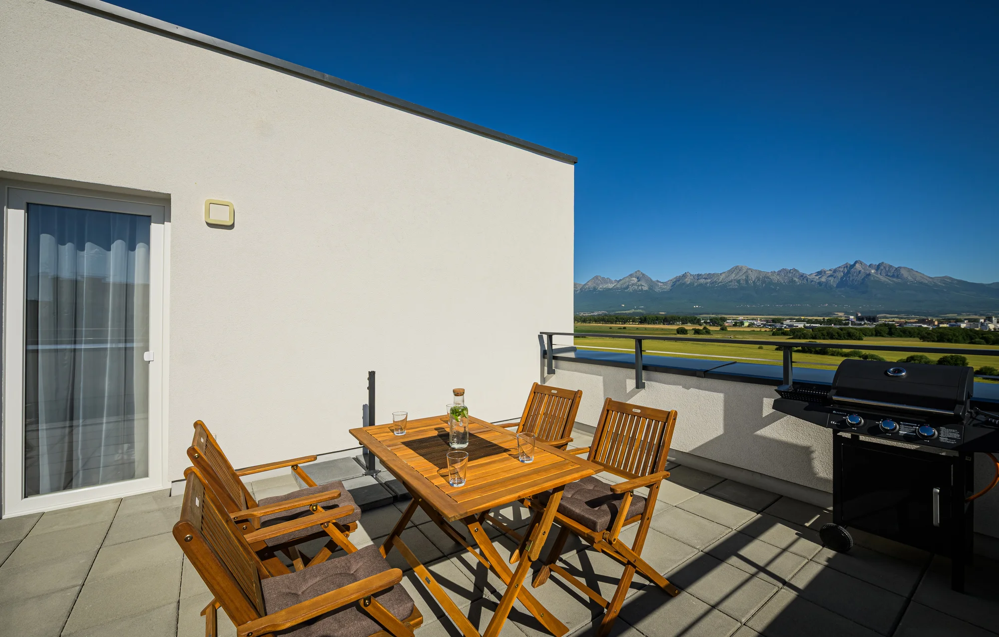 Pokoj a Tatry ako na dlani: pobyt v apartmáne s privátnym wellness pre 2 až 4 osoby – Obrázok 3