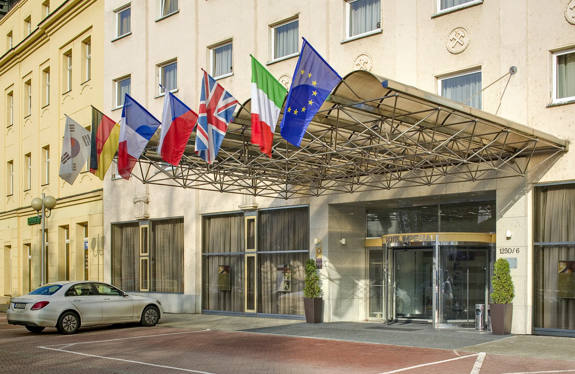 Pobyt v srdci Ostravy neďaleko Stodolnej: Imperial Hotel s raňajkami alebo polpenziou – Obrázok 4
