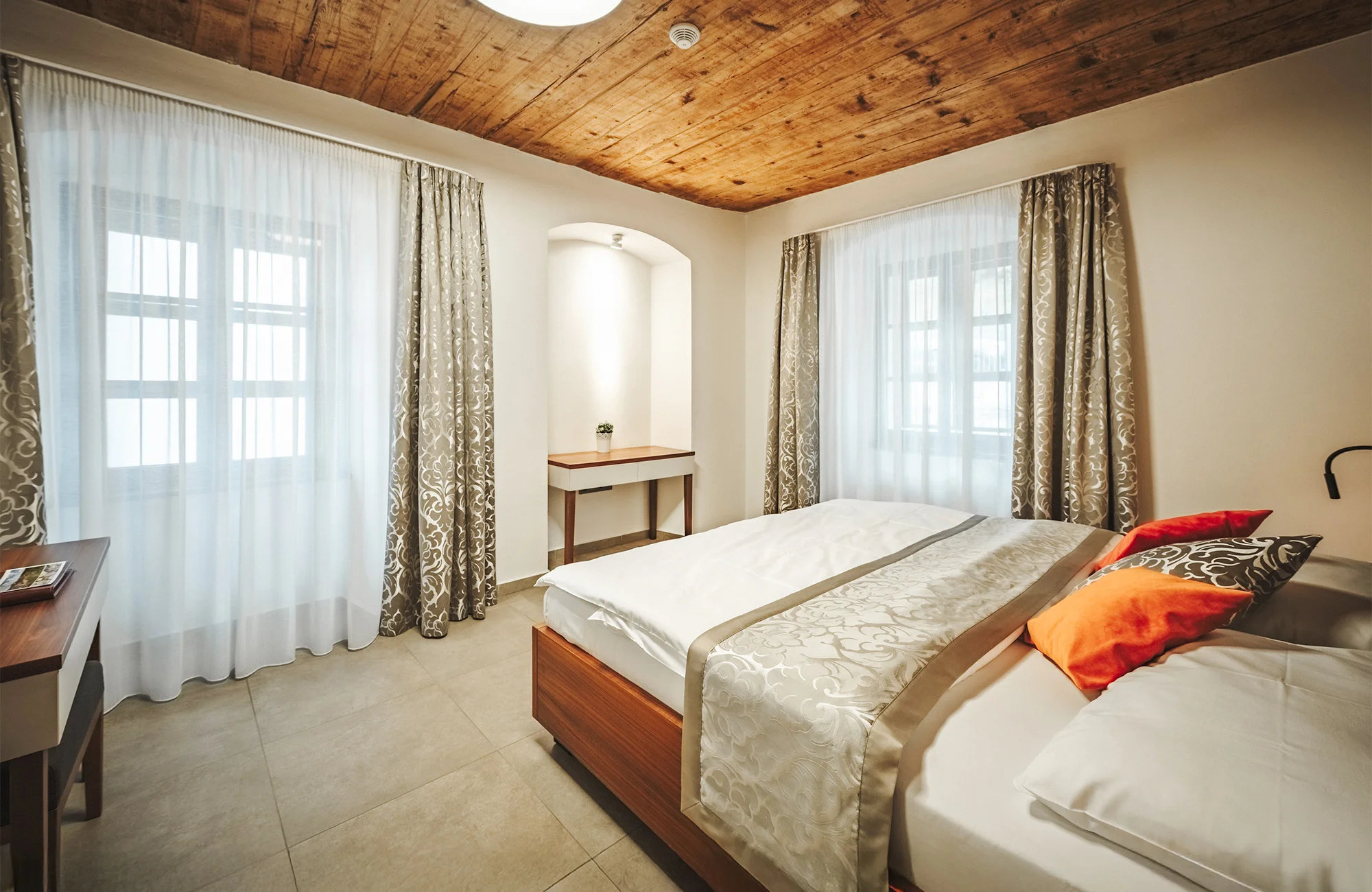 Krásne apartmány len 800 m od zámku v Hlubokej nad Vltavou s raňajkami aj wellness – Obrázok 3