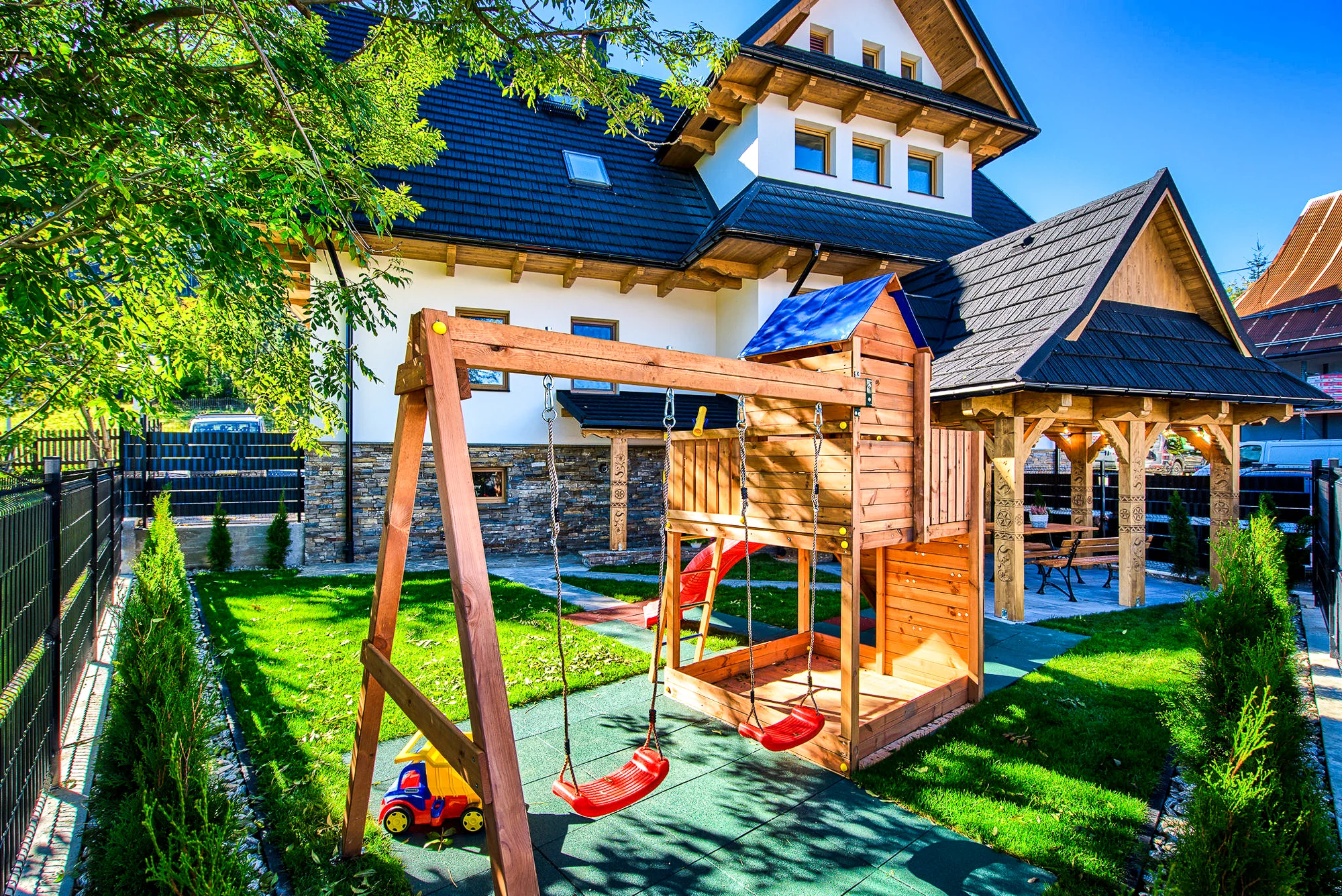 V blízkosti turistických chodníkov aj atrakcií: apartmány v Zakopanom so SPA zónou a raňajkami – Obrázok 3