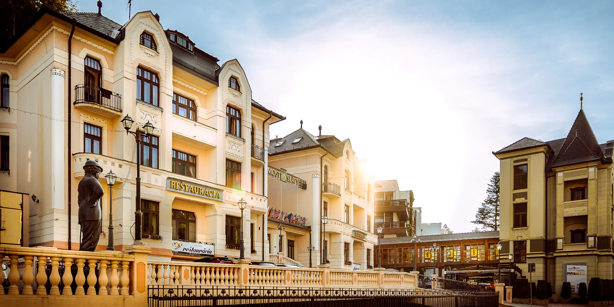 Dovolenkujte ako filmová hviezda: ikonický hotel v Trenčianskych Tepliciach s procedúrami aj wellness