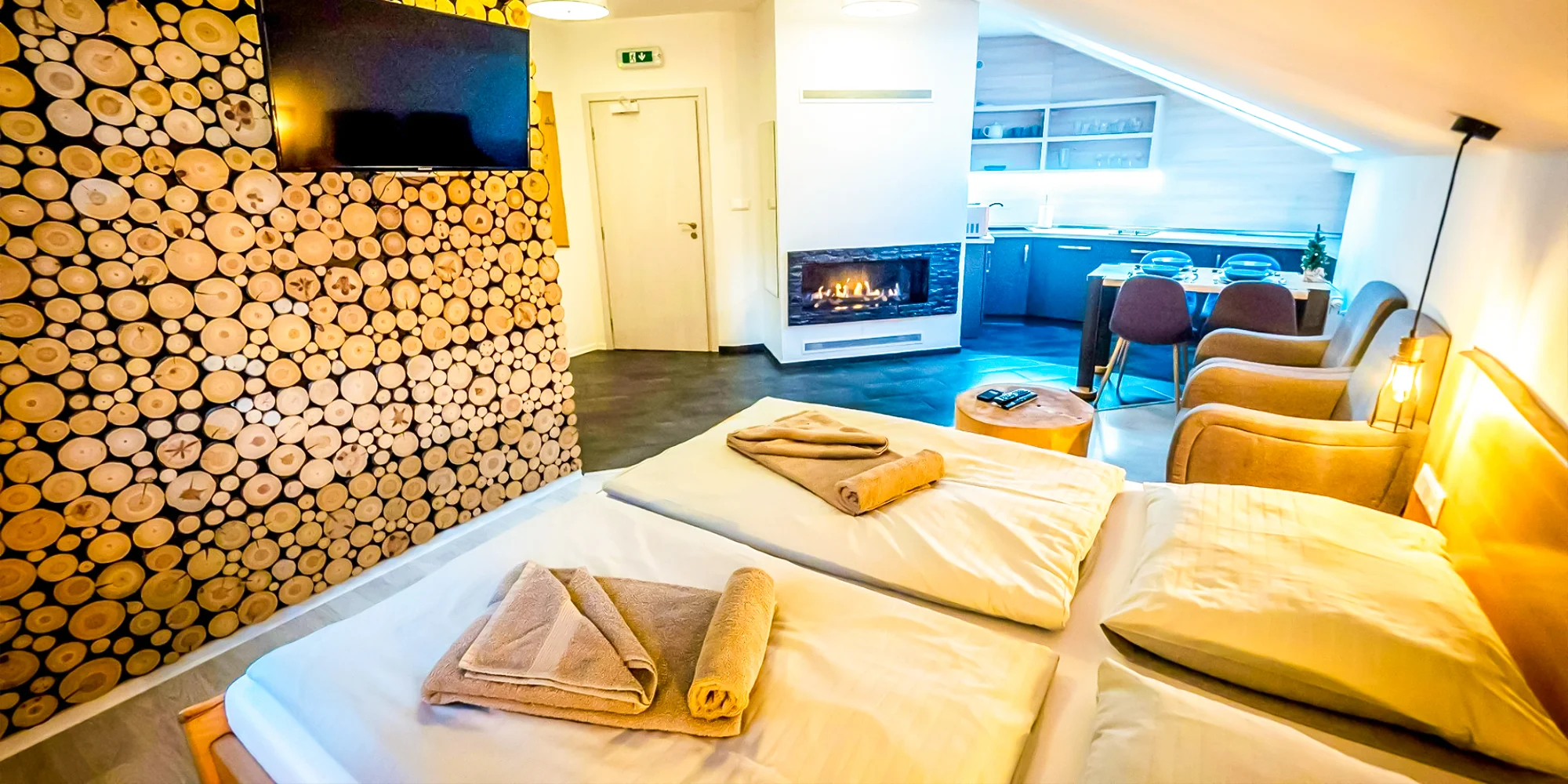 Pobyt v luxusných apartmánoch alebo v štúdiu s krbom: infrasauna v cene, privátna kaďa od 3 nocí – Obrázok 3