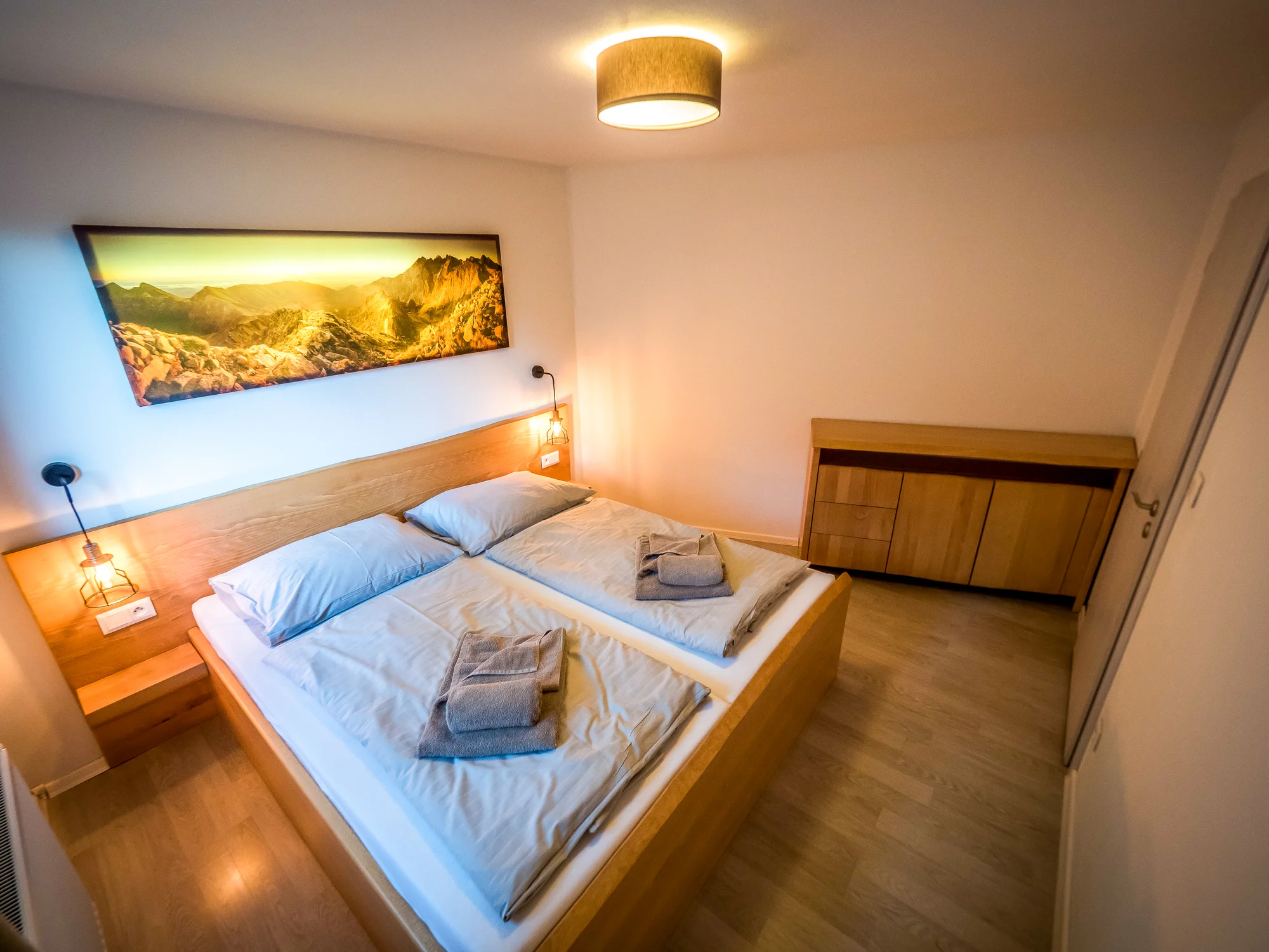 Pobyt v luxusných apartmánoch alebo v štúdiu s krbom: infrasauna v cene, privátna kaďa od 3 nocí – Obrázok 5
