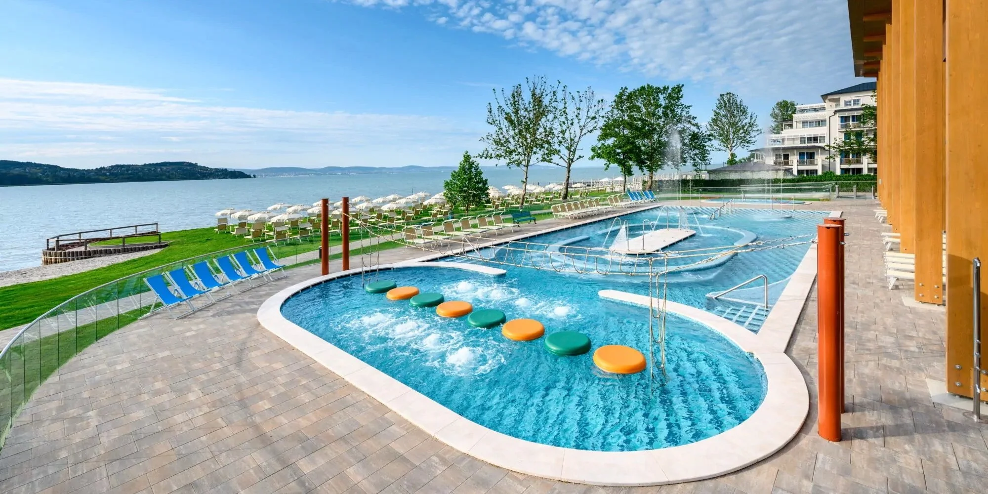 Cesta okolo sveta v 5* rezorte pri Balatone: wellness pre dospelých aj vlastný Family Park pre deti neobmedzene – Obrázok 5