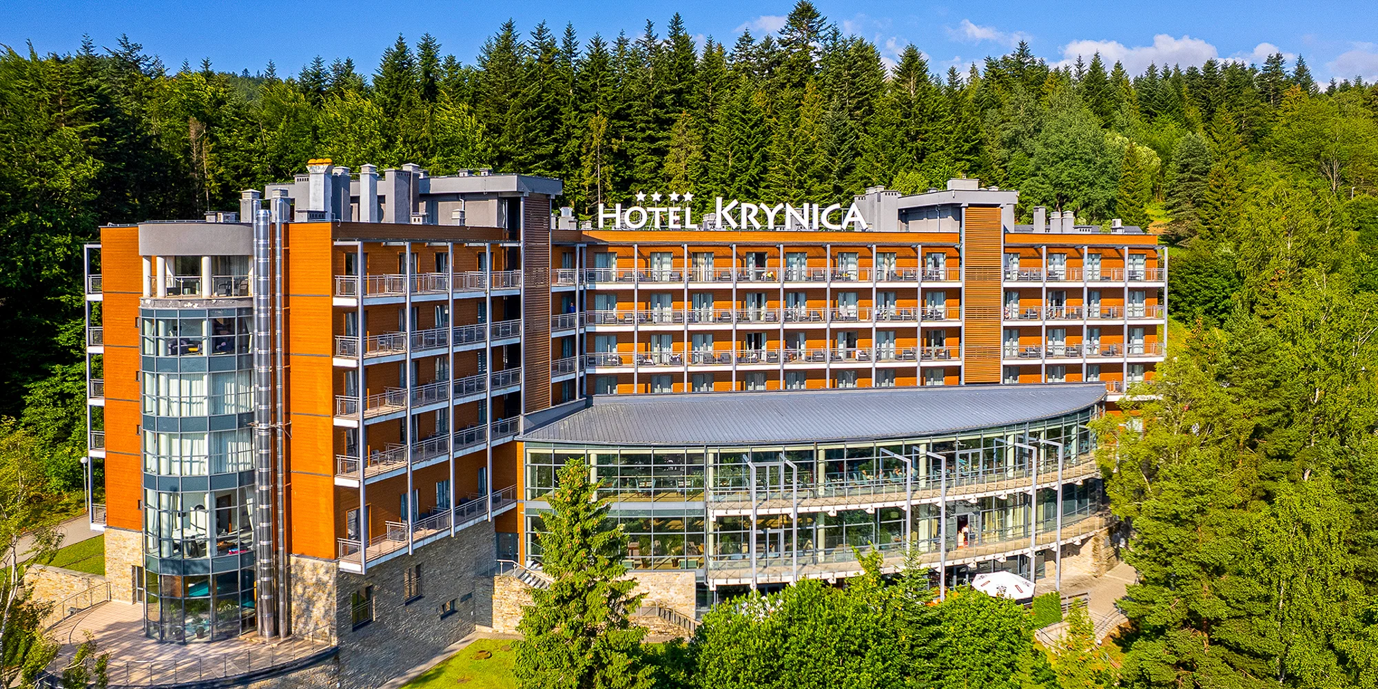 Pobyt v nádhernom prostredí Krynice-Zdrój: raňajky či polpenzia a neobmedzený wellness