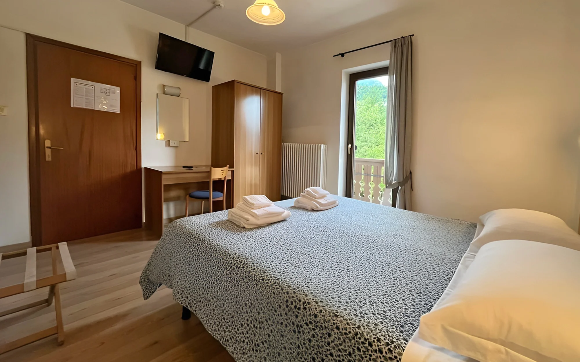 Talianske Alpy: horský hotel s polpenziou a turistickou kartou až pre 9 osôb – Obrázok 3