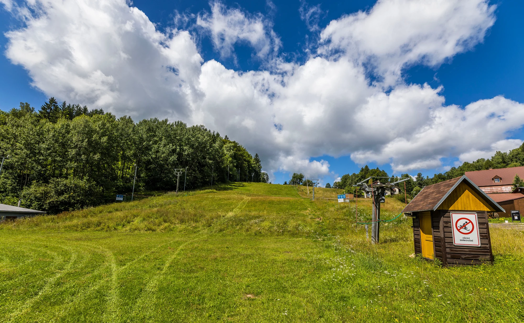 Dovolenka v Krkonošiach: hotel so stravou blízko lyžiarskeho areálu a turistických trás – Obrázok 4