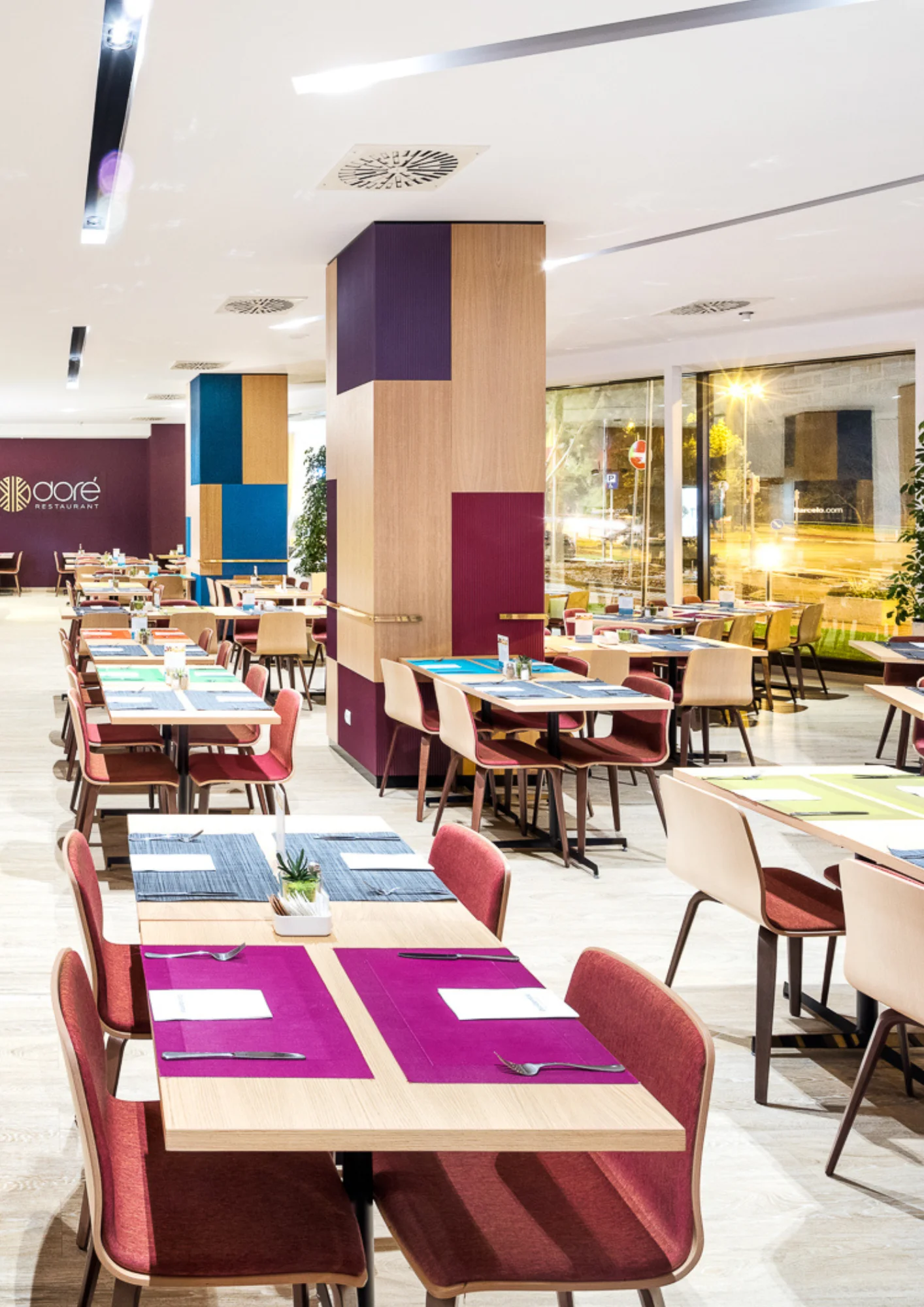 4* luxus v Prahe pre pár aj rodinu: raňajky alebo polpenzia a moderné izby – Obrázok 4