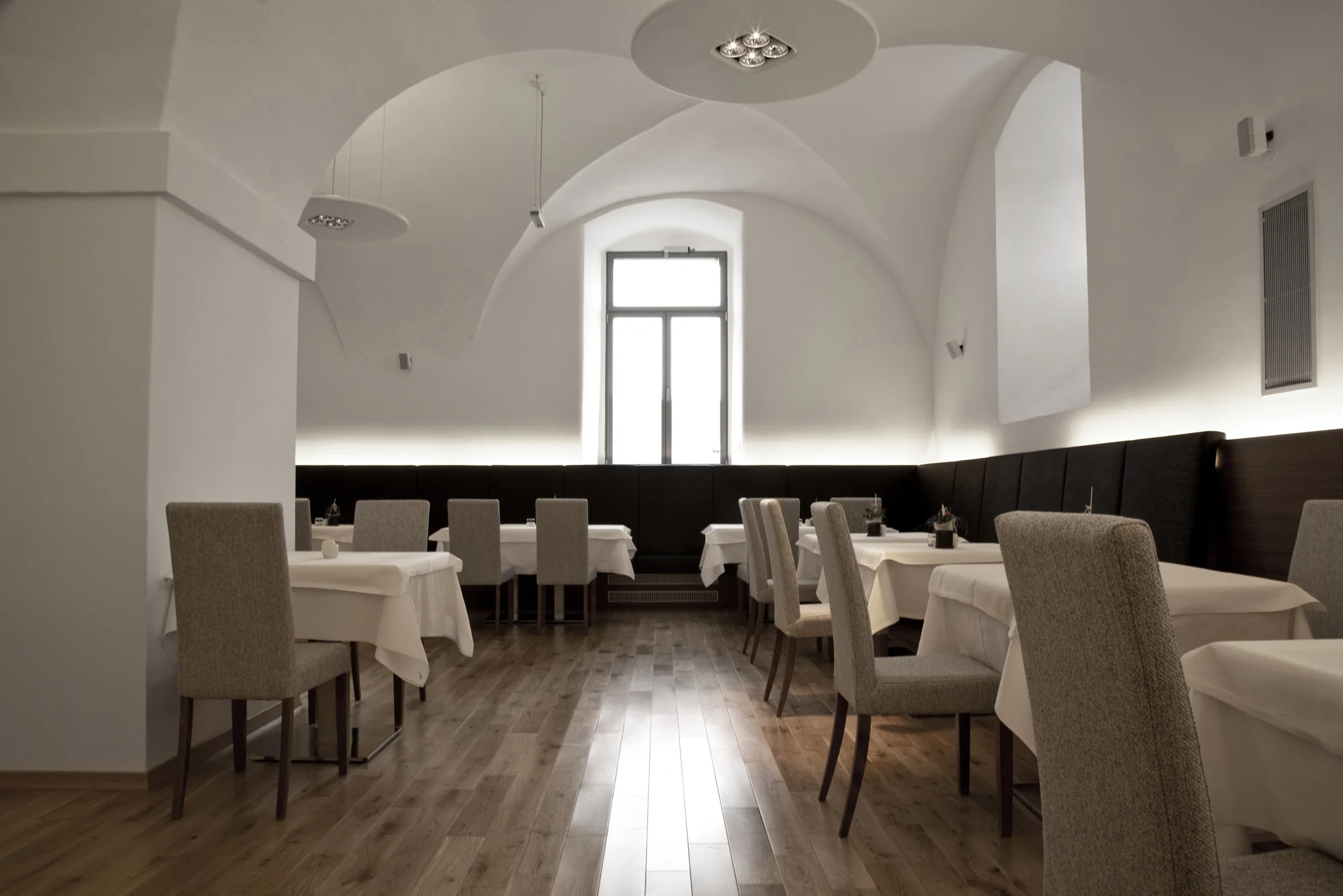 Hotel v kláštore zo 17. storočia s výhľadom na Dunaj: raňajky alebo polpenzia a wellness, deti zadarmo – Obrázok 6