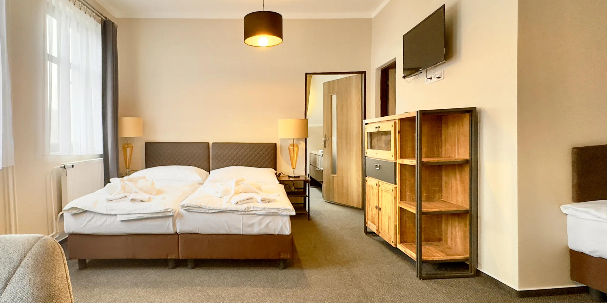 Českosaské Švajčiarsko: nový hotel s wellness, polpenziou aj výletmi k Pravčickej bráne – Obrázok 2