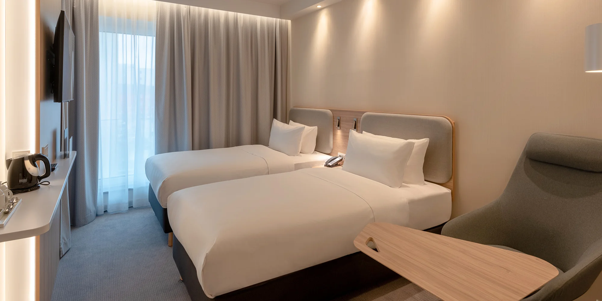 Moderný hotel v Mníchove s bufetovými raňajkami: blízko výstaviska aj BMW Weltu