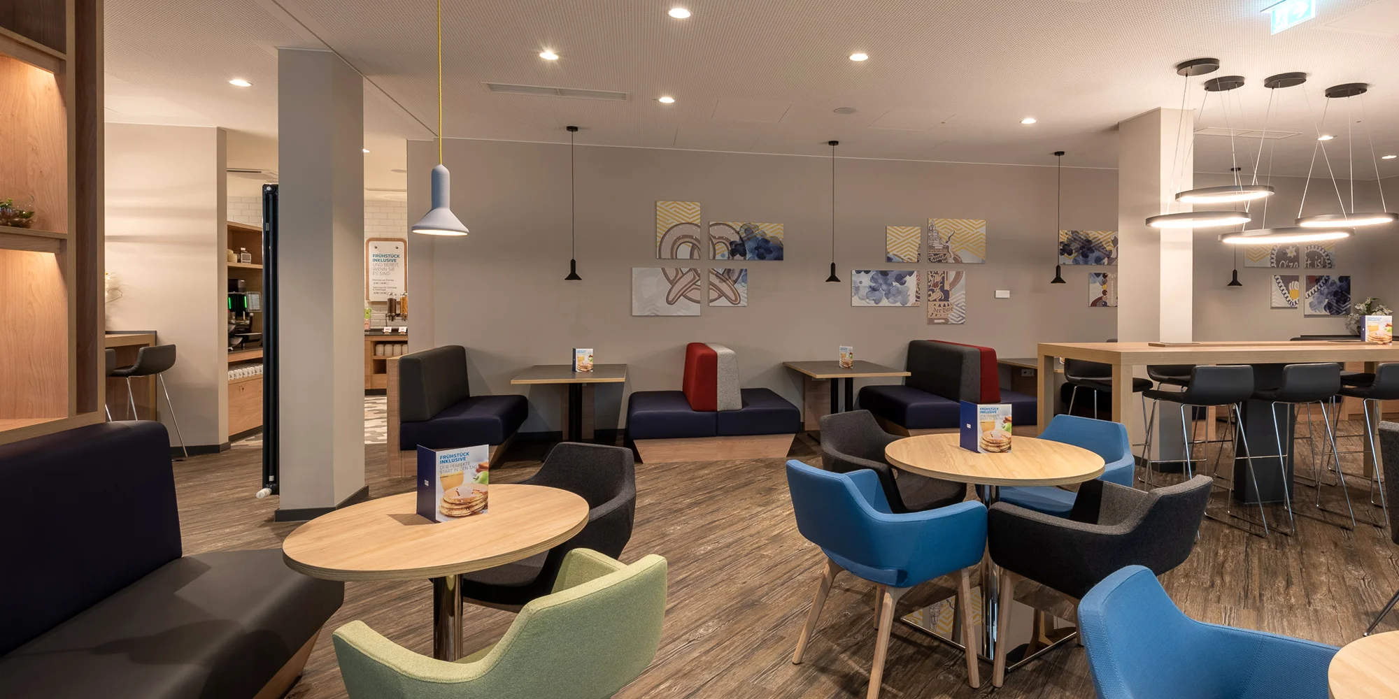 Moderný hotel v Mníchove s bufetovými raňajkami: blízko výstaviska aj BMW Weltu – Obrázok 2