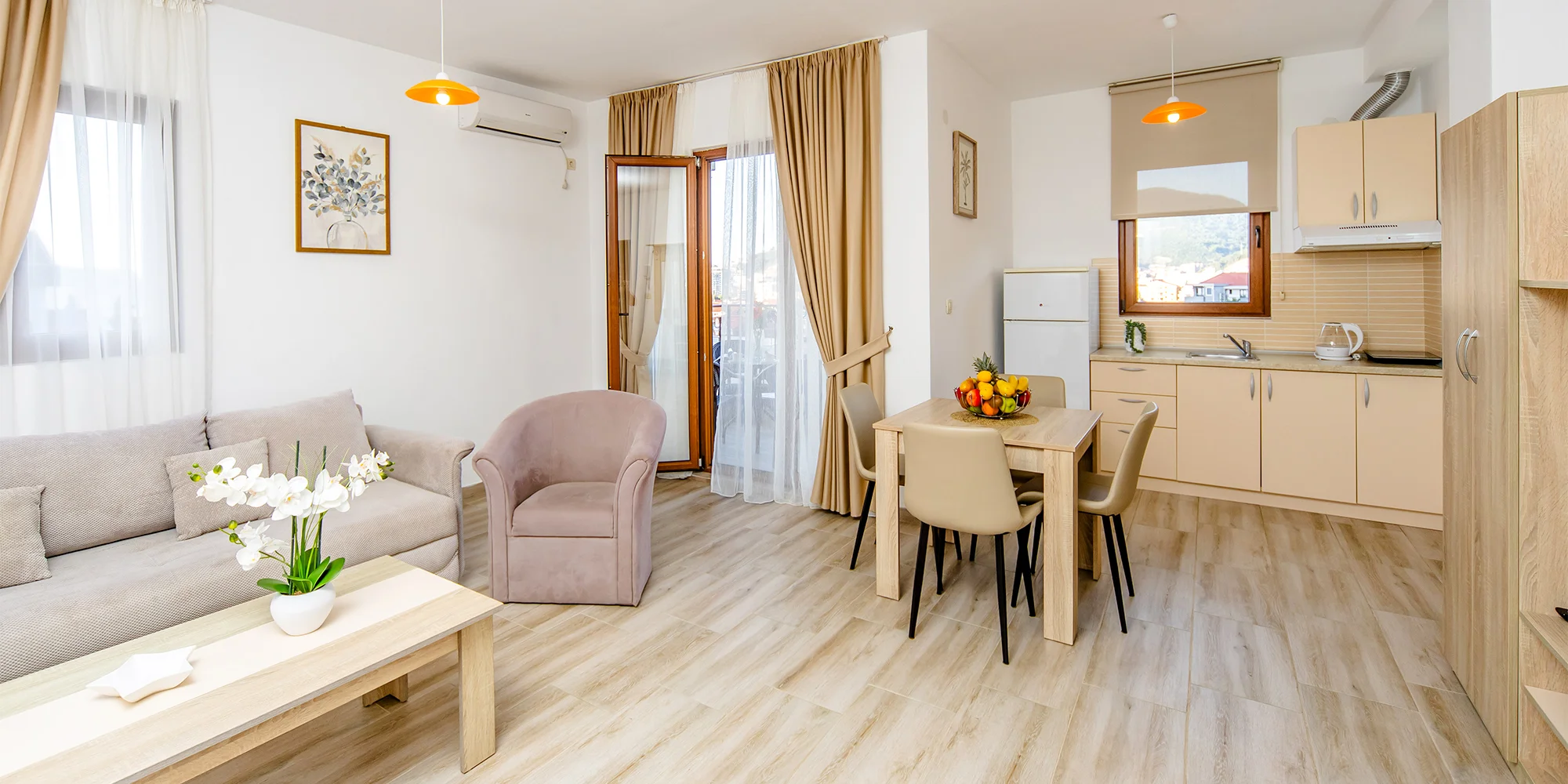 Dovolenka v Čiernej Hore: priestranné apartmány s výhľadom na more, výlety do múzea aj aquaparku – Obrázok 4