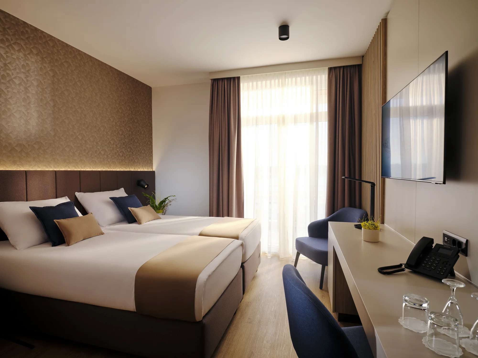 Dovolenka v Portoroži: 4* hotel s raňajkami alebo polpenziou, bazény, dieťa do 12,9 rokov zdarma – Obrázok 2