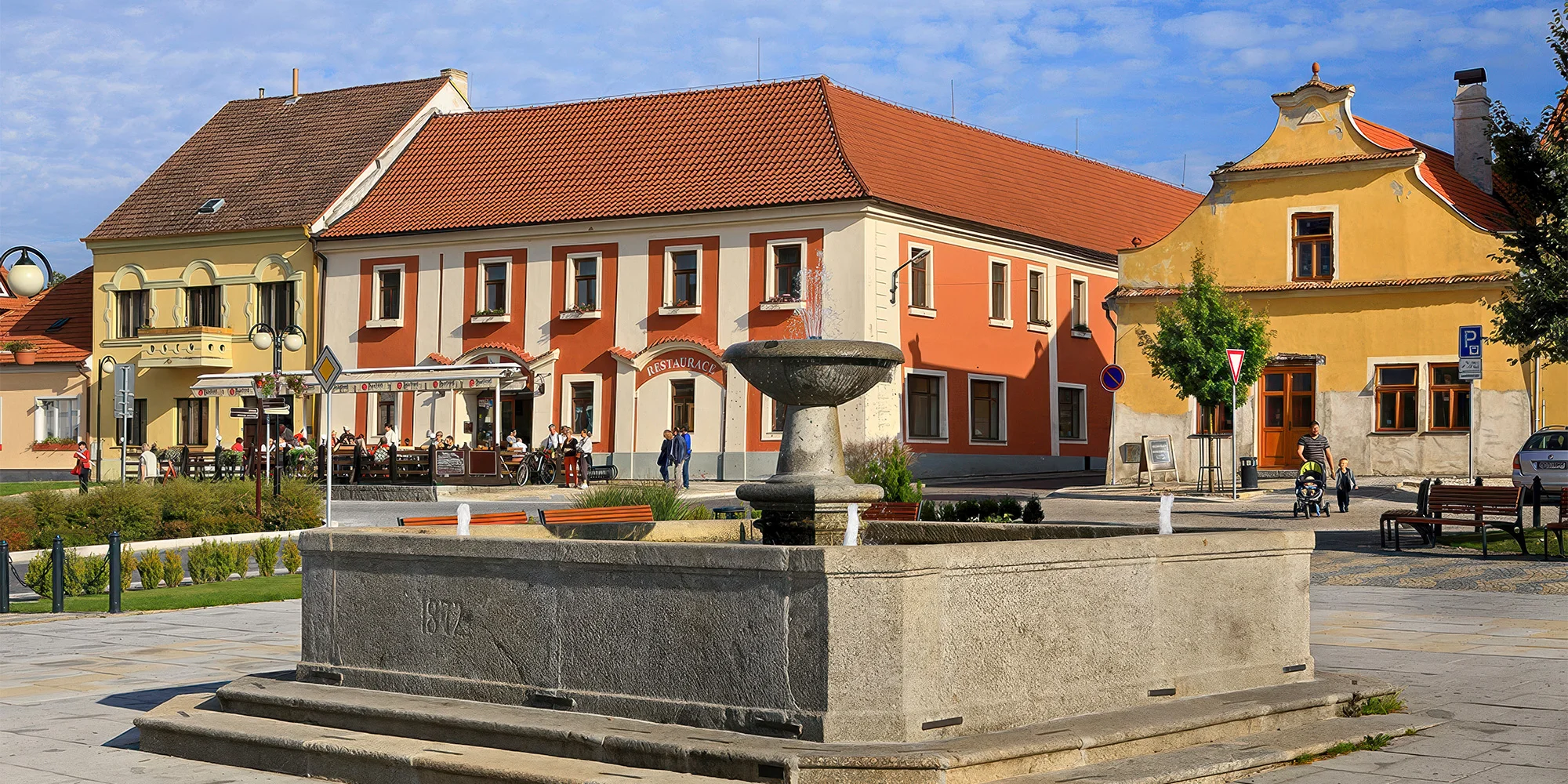 Pobyt v kúpeľnom meste Bechyně: hotel na námestí, strava, sauna aj masáže a aktivity v cene – Obrázok 3