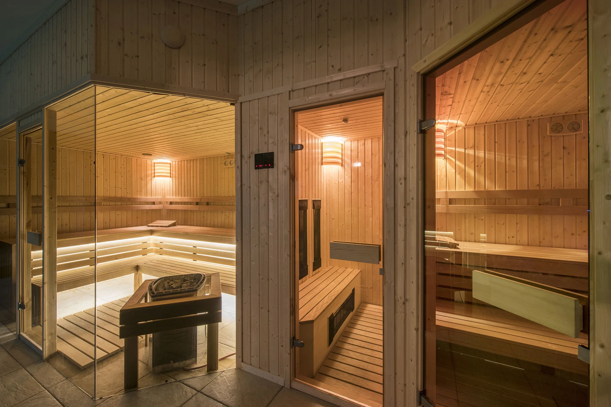 Pobyt v centre Ostrihomu: wellness otvorené nonstop, famózna reštaurácia aj vstup do aquaparku – Obrázok 5