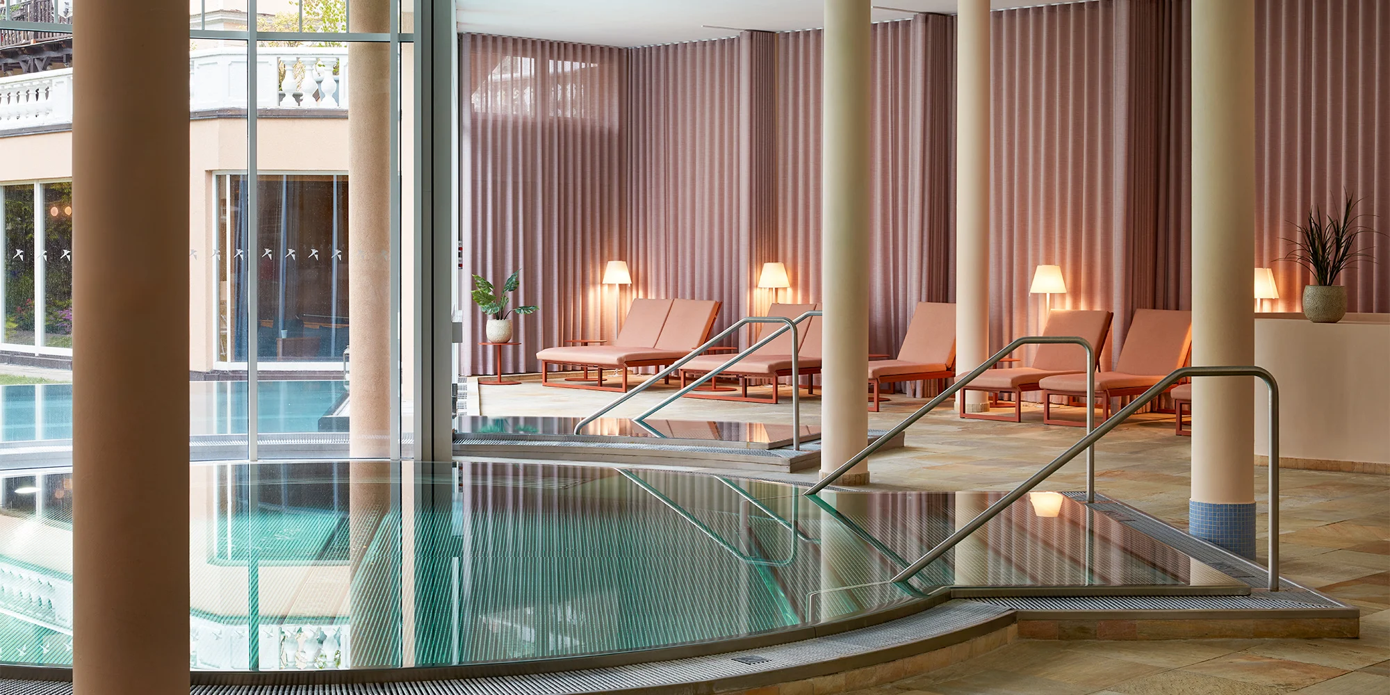 Luxusný 5* hotel v Mariánskych Lázňach: polpenzia alebo plná penzia, neobmedzene sauny a bazény aj kúpeľ – Obrázok 2