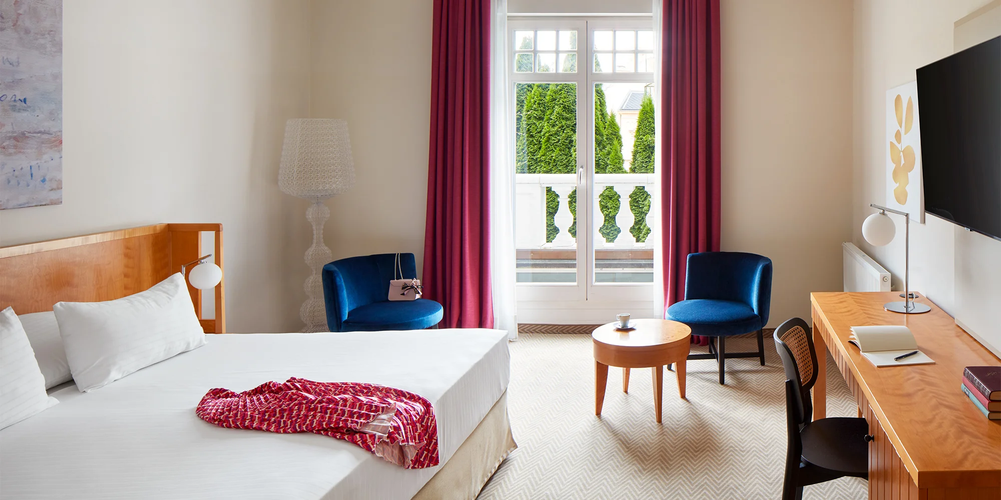 Luxusný 5* hotel v Mariánskych Lázňach: polpenzia alebo plná penzia, neobmedzene sauny a bazény aj kúpeľ – Obrázok 3
